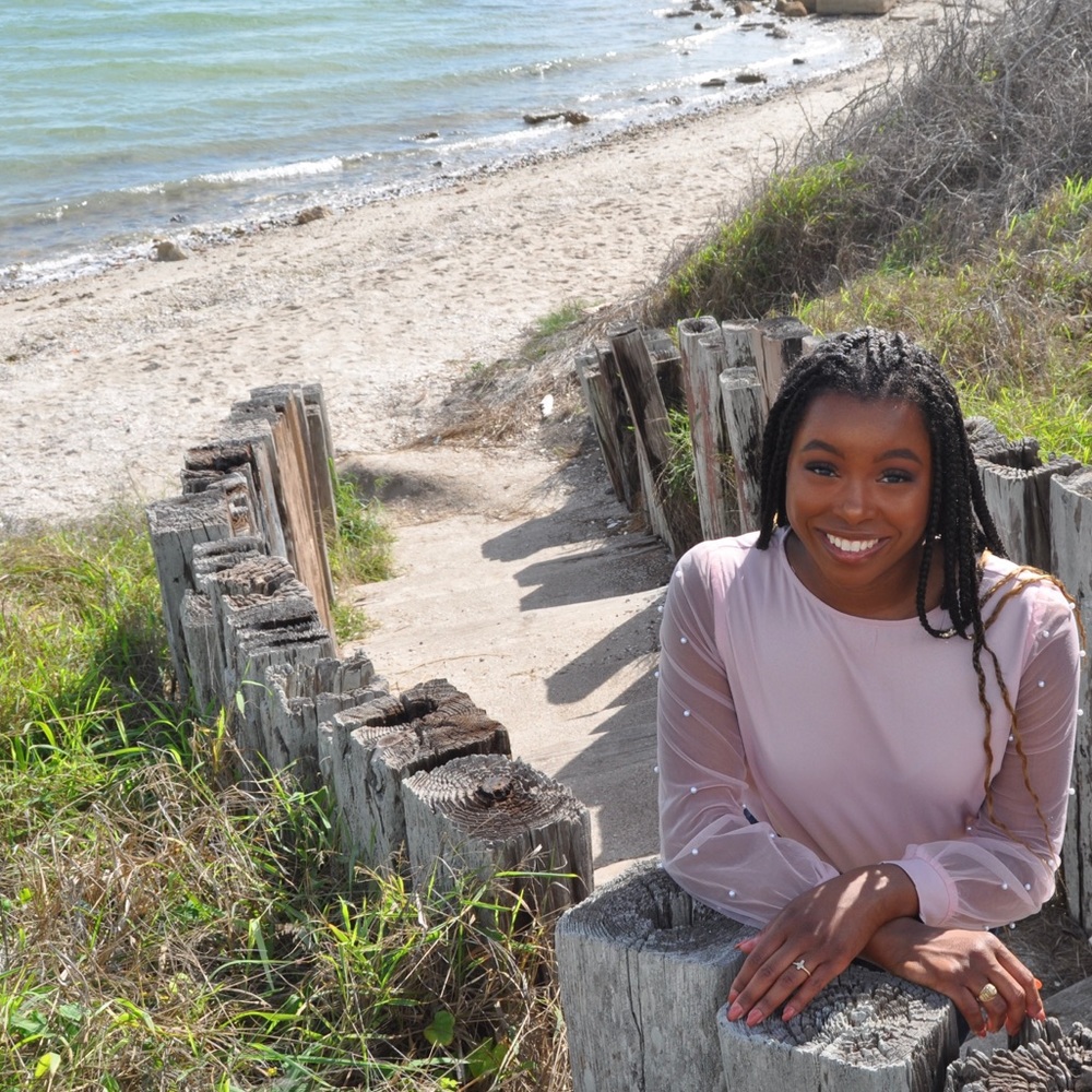 Meet your Posher, Shakira